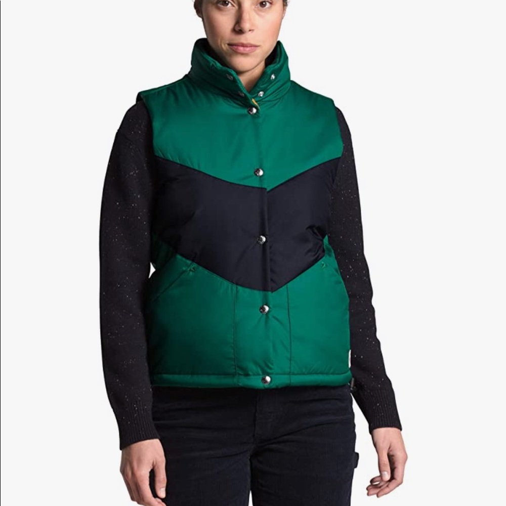 The north face women’s Sylvester insulated vest XS NWT